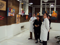 El Hospital Universitario Virgen del Rocío acoge la exposición ‘SaludArte’.