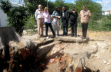 La Junta paraliza una obra de Emasesa para evitar daños a restos arqueológicos del siglo XIII