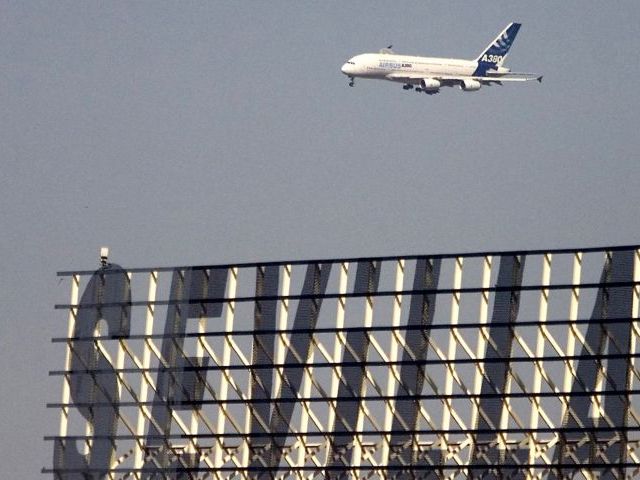 La nube de cenizas volcánicas obliga a cerrar el aeropuerto de San Pablo