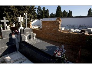 Sevilla acaba con el aislamiento de las tumbas judías y no católicas