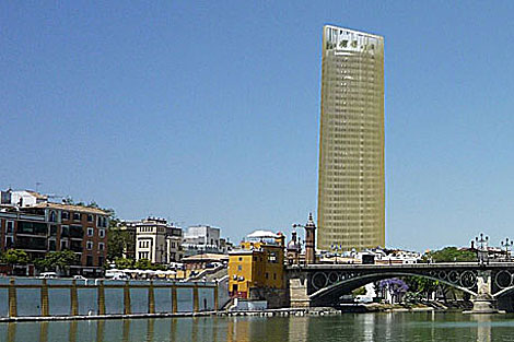 Advertencia a Sevilla: o se para el rascacielos o la ciudad se cae de la élite de ciudades patrimoniales