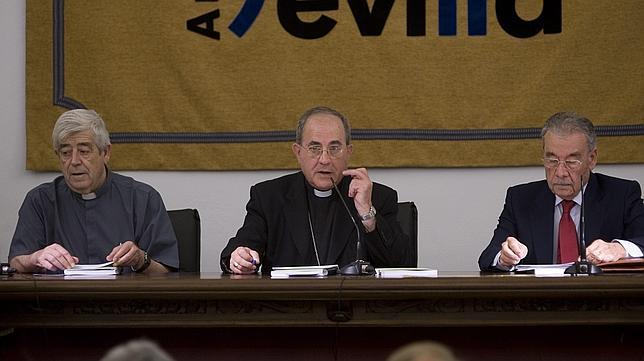 Tras el desaire de Triana, Asenjo advierte a las Hermandades que son Iglesia