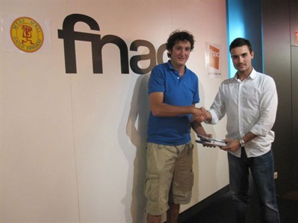 Fnac dona 2.000 películas a la ONG ´Motores Sin Fronteras´ gracias a la campaña ´Recicla tu filmoteca´