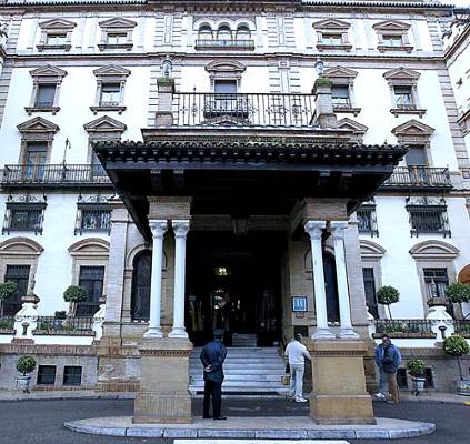 Compras solidarias en el Alfonso XIII
