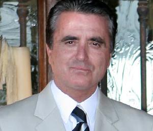 Ortega Cano sigue ingresado en la UCI con evolución favorable tras el traumatismo craneoencefálico