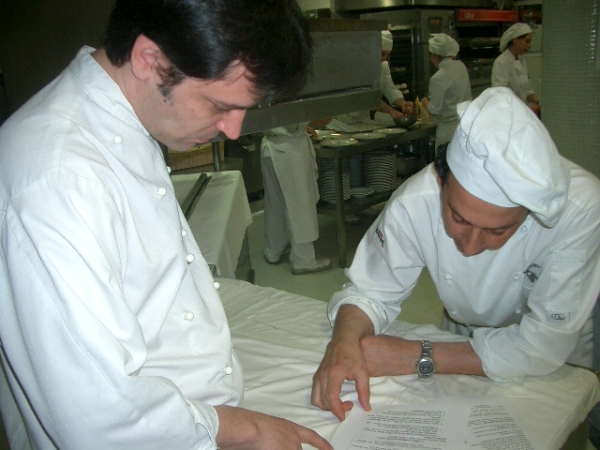 La Taberna del Alabardero celebra esta semana el Seminario de pastelería y cocina navideña