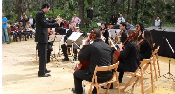 La magia del violín, la viola y el chelo inundará este domingo el Parque de María Luisa