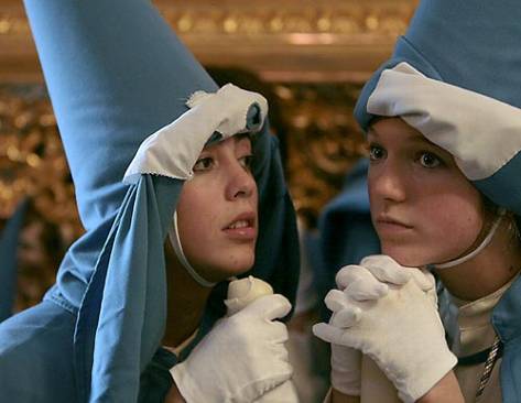 Las mujeres podrán salir ya este año en todas las cofradías