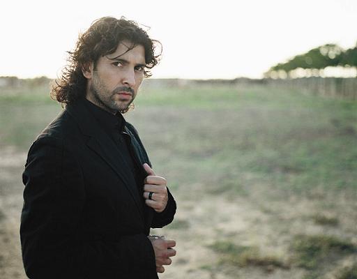 Israel Galván y Arcángel homenajean a Enrique Morente dentro de los ´Jueves Flamencos´ de Cajasol