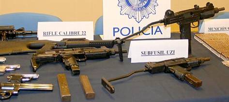 Alquilo subfusil por 400 euros