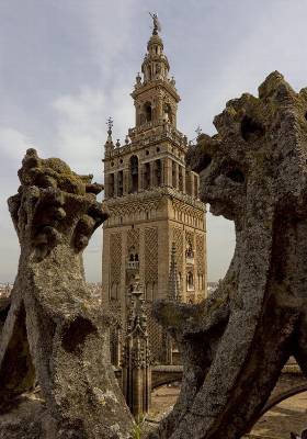 Más cerca del Giraldillo