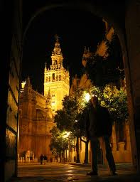 La Hora del Planeta apagará la Giralda