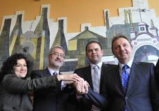 Una sociedad patrimonial malagueña se hace con la empresa Pickman la Cartuja