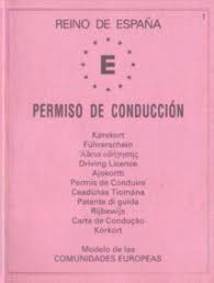Casi 17.000 sevillanos conducen sin puntos en el saldo de su carné