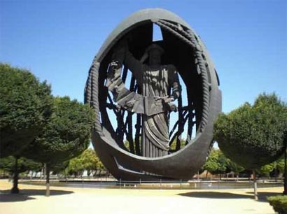 El Huevo de Colón se siente indefenso