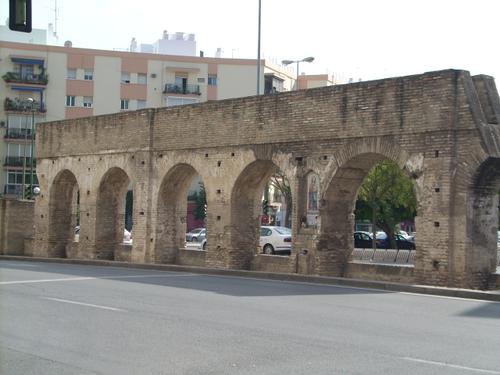 El inolvidable acueducto de Sevilla